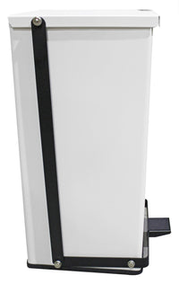 Load image into Gallery viewer, Detecto Step - On Can, 8 Gallon, 32 Quart, Red - American Hospital Supply
